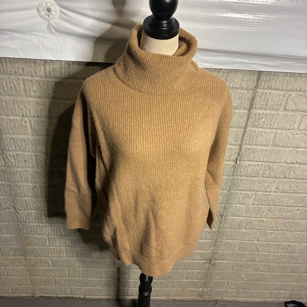 Dreamers by Debut Tan‎ Ribbed Turtleneck Sweater Size S/M Cozy Warm Knit